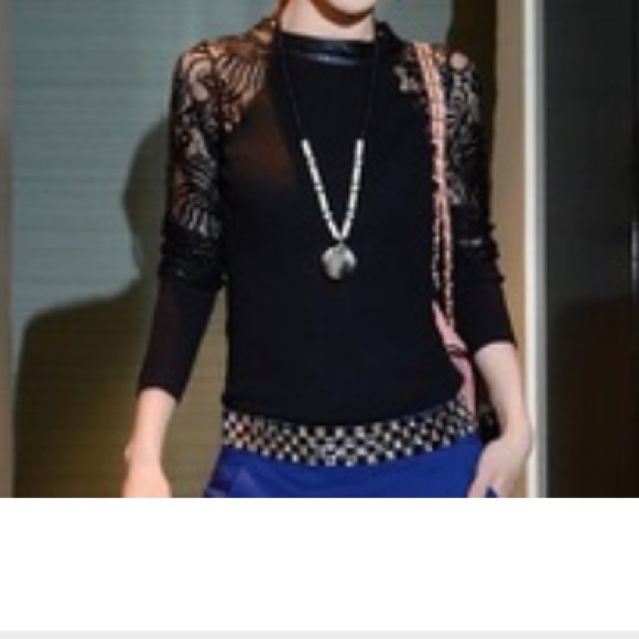 Blouse - Picture 2 of 2